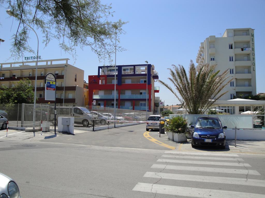 Residence La Nave Senigallia Bagian luar foto