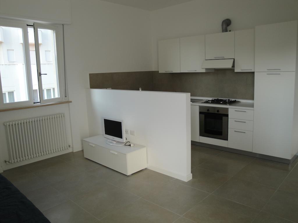 Residence La Nave Senigallia Bagian luar foto